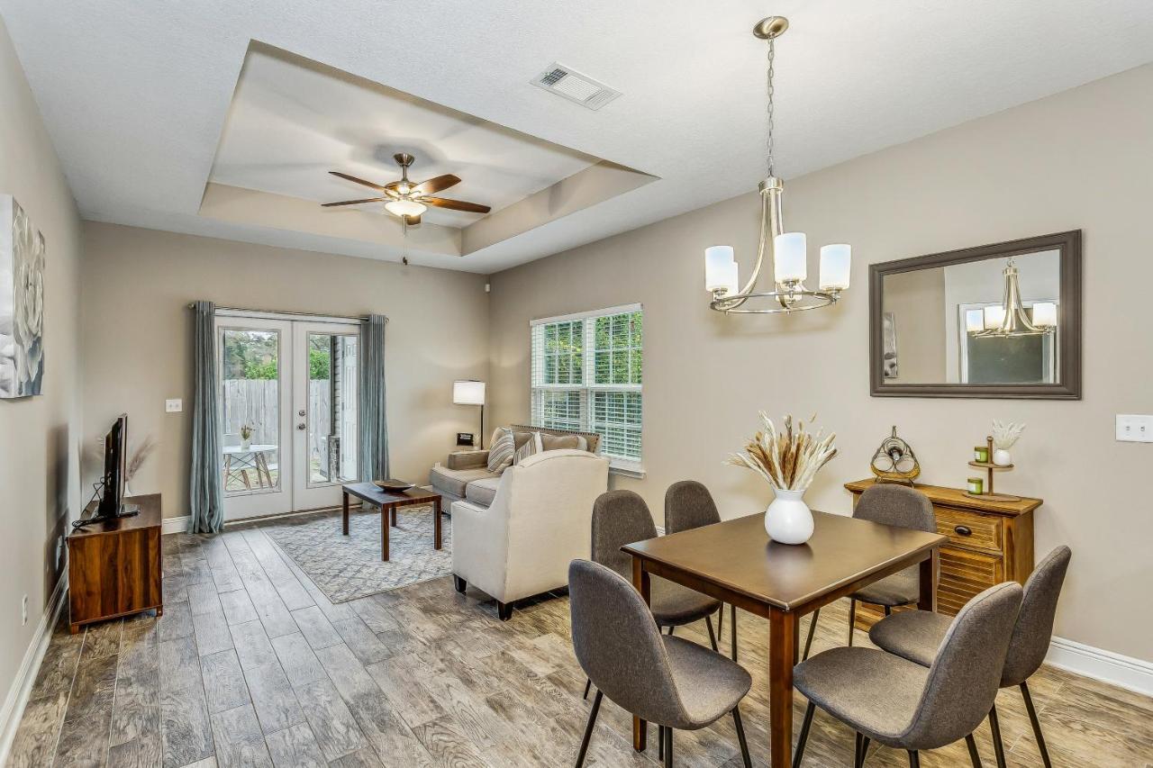Lovely Town-Home In Pensacola Luaran gambar